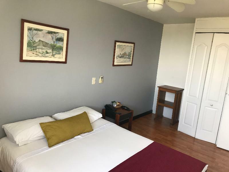 Hotel Santa Ana Medellín Extérieur photo